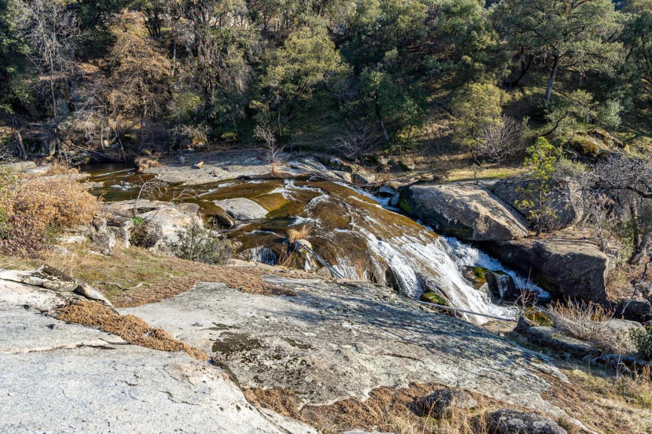 Casa Rio Yosemite -Waterfall Plus 9 Acres Oakhurst Exterior foto
